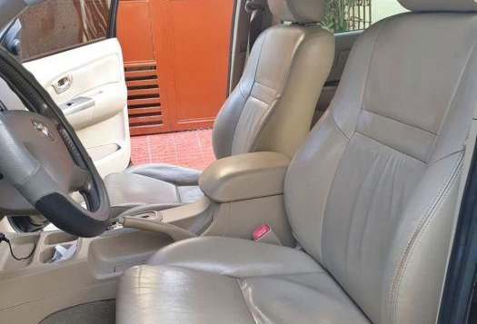 Selling Toyota Fortuner 2007 Automatic Gasoline in Bacoor-8