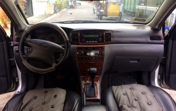 Selling 2nd Hand Toyota Corolla Altis 2004 in Malolos-5