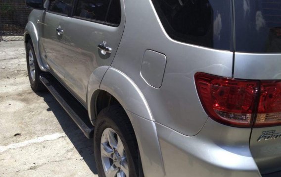 Toyota Fortuner 2007 Automatic Diesel for sale in Manila-6