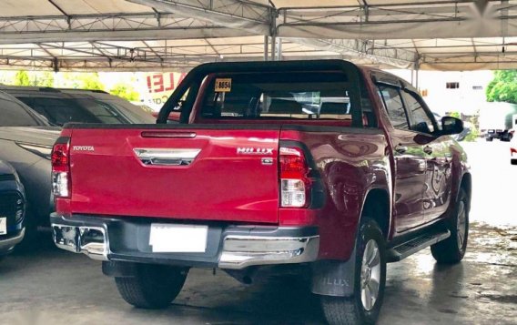 2nd Hand Toyota Hilux 2016 Automatic Diesel for sale in Makati-3