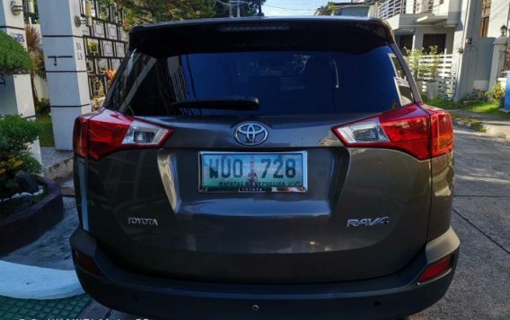 Selling 2nd Hand Toyota Rav4 2013 in Cainta-3