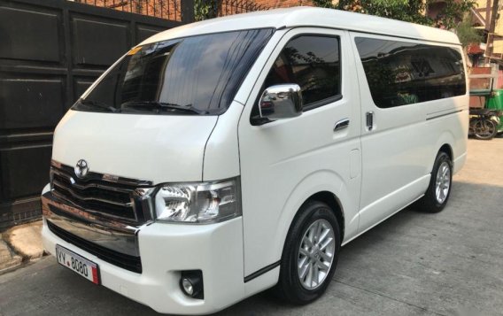 2nd Hand Toyota Hiace 2016 at 40000 km for sale-6