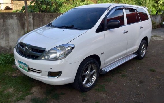 Toyota Innova 2006 Manual Diesel for sale in Batangas City