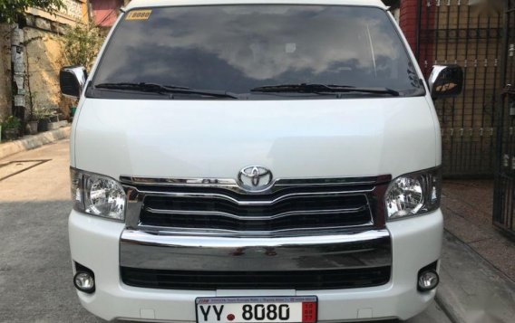 2nd Hand Toyota Hiace 2016 at 40000 km for sale-1