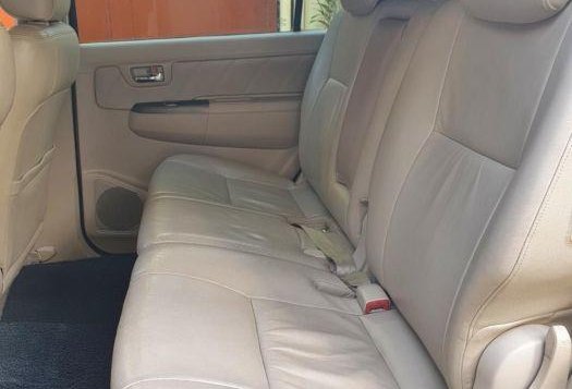 Selling Toyota Fortuner 2007 Automatic Gasoline in Bacoor-9