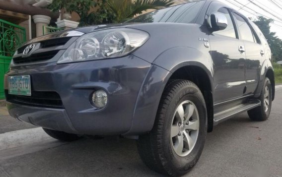 2nd Hand Toyota Fortuner 2006 Automatic Gasoline for sale in Angeles