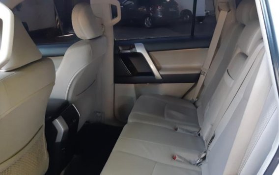 Sell 2nd Hand 2012 Toyota Land Cruiser Prado Automatic Diesel at 40000 km in Quezon City-3
