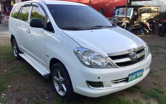 Toyota Innova 2006 Manual Diesel for sale in Batangas City-3