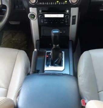 Sell 2nd Hand 2012 Toyota Land Cruiser Prado Automatic Diesel at 40000 km in Quezon City-2
