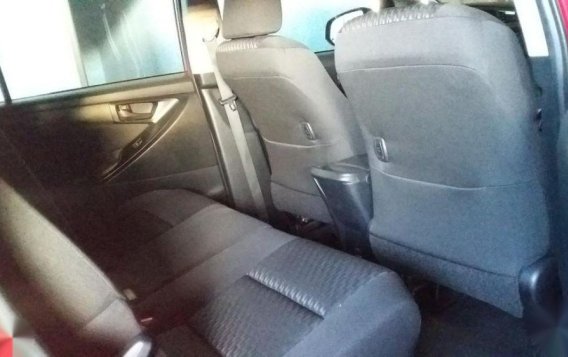 Selling 2nd Hand Toyota Innova 2017 at 30000 km in Quezon City-3