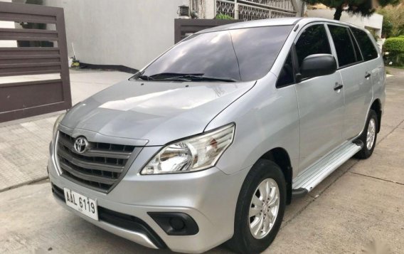 Selling 2nd Hand Toyota Innova 2014 Manual Diesel at 50000 km in Parañaque