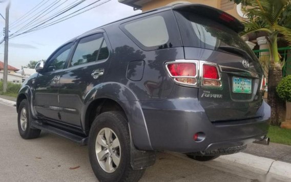 2nd Hand Toyota Fortuner 2006 Automatic Gasoline for sale in Angeles-2