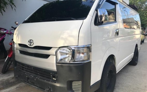 White Toyota Hiace 2017 Manual Diesel for sale in Quezon City