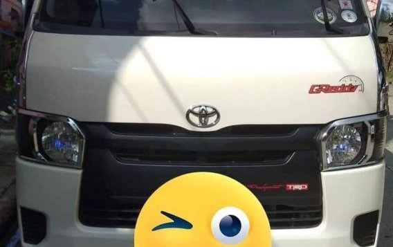 Selling Toyota Hiace 2015 Manual Diesel in Rodriguez