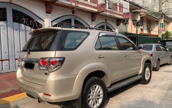 Selling Toyota Fortuner 2013 at 50000 km in Manila-1