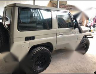 2nd Hand Toyota Land Cruiser for sale in Dinalupihan-1