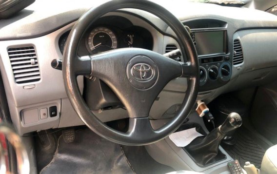 Selling Used Toyota Innova 2008 in Bacoor-5