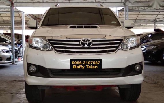 White Toyota Fortuner 2014 for sale in Makati 