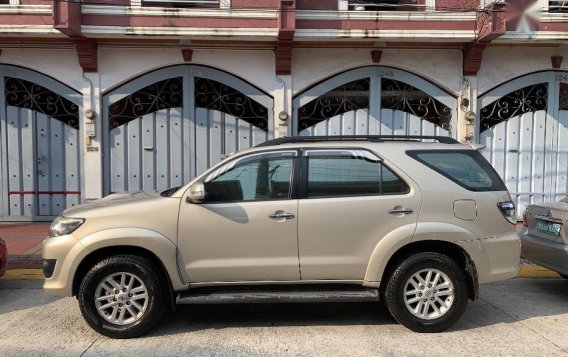 Selling Toyota Fortuner 2013 at 50000 km in Manila-3