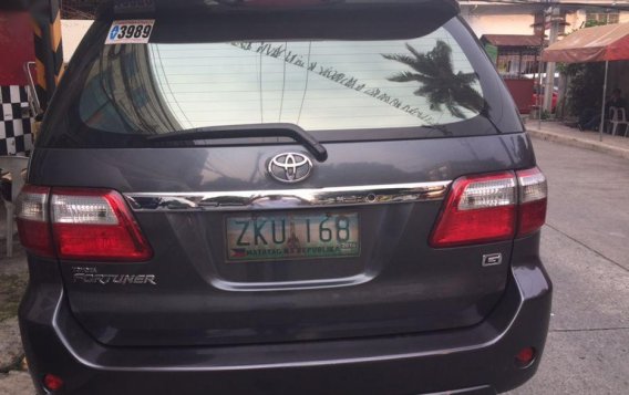 2009 Toyota Fortuner for sale in Quezon City-3