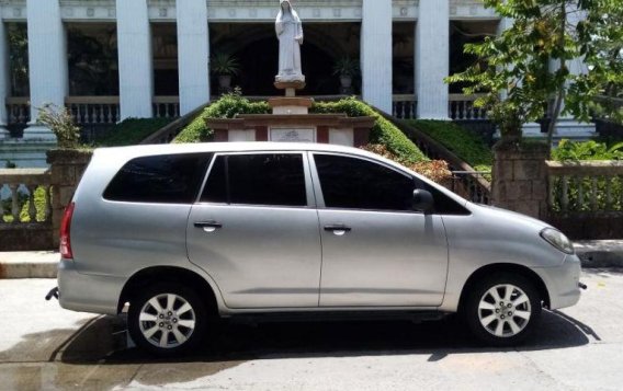 Selling Toyota Innova 2006 Manual Diesel in Pasig-4