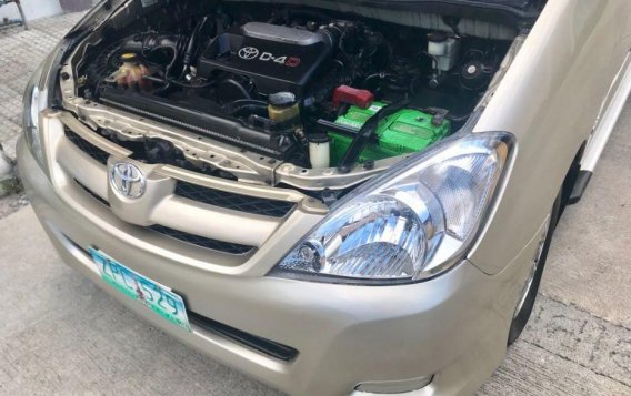 Sell 2nd Hand 2008 Toyota Innova in Parañaque-7