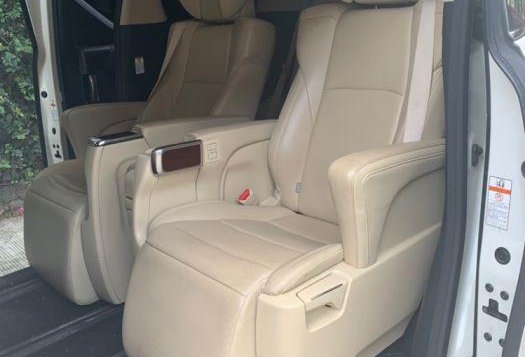 Used Toyota Alphard 2016 for sale in Taguig-4