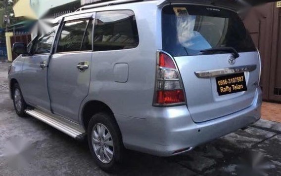 Sell 2nd Hand 2012 Toyota Innova Automatic Diesel in Makati-2