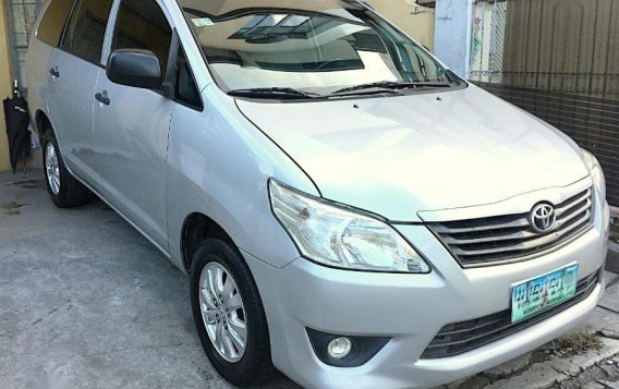 2nd Hand Toyota Innova 2013 at 70000 km for sale-2