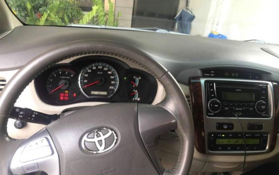 Toyota Innova 2014 at 90000 km for sale in Gerona-4