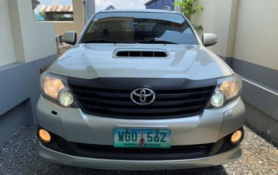 2nd Hand Toyota Fortuner 2013 Automatic Diesel for sale in Meycauayan