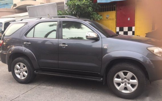 2009 Toyota Fortuner for sale in Quezon City-1