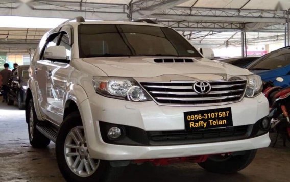 White Toyota Fortuner 2014 for sale in Makati -1
