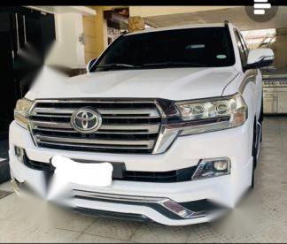 Toyota Land Cruiser 2019 Automatic Diesel for sale in Manila