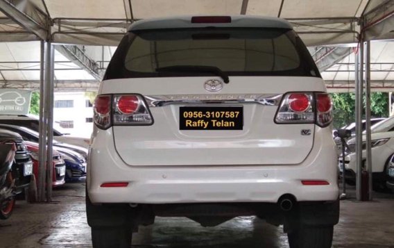 White Toyota Fortuner 2014 for sale in Makati -3