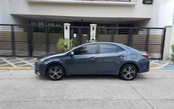 Used Toyota Altis 2017 for sale in Mandaluyong-2