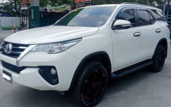 Sell White 2016 Toyota Fortuner Automatic Diesel at 39000 km in Meycauayan-1