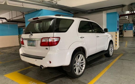 2nd Hand Toyota Fortuner 2009 for sale in Mandaluyong-1