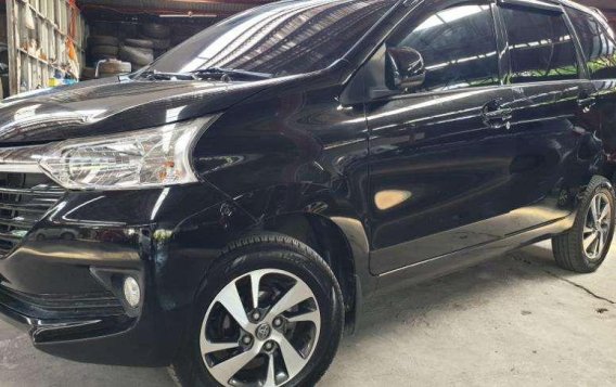 Black Toyota Avanza 2018 Automatic Gasoline for sale in Quezon City-1