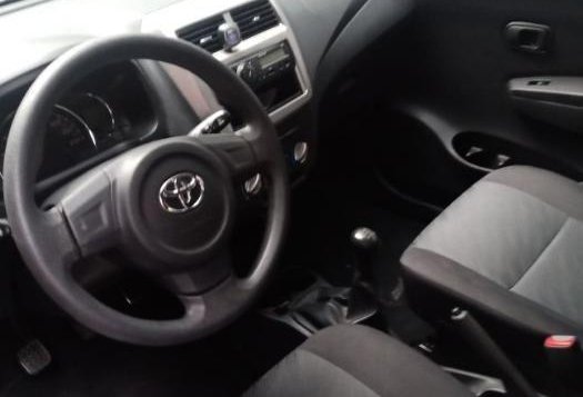 Silver Toyota Wigo 2014 at 40000 km for sale-5