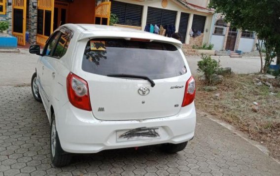 Selling 2nd Hand Toyota Wigo 2016 Hatchback Automatic Gasoline in Calumpit-3