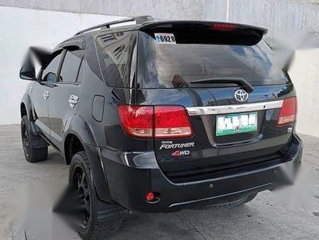 Selling Toyota Fortuner 2006 Automatic Diesel in Manila-4