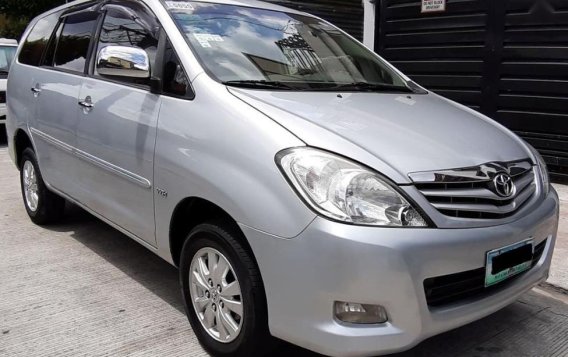 Selling Used Toyota Innova 2010 at 70000 km in Marikina-7