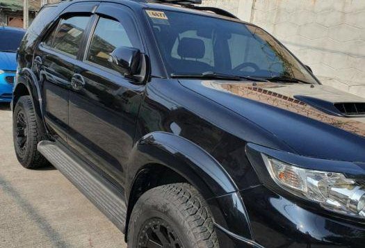 Selling Toyota Fortuner 2016 Manual Diesel in Quezon City-1