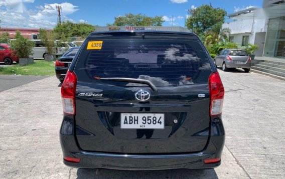 Selling 2nd Hand Toyota Avanza 2015 in Pasig-2