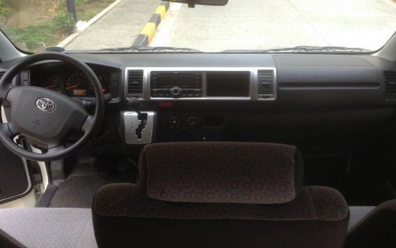 Sell 2nd Hand 2016 Toyota Grandia Automatic Diesel in Pasig-6