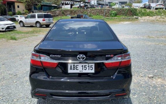 Sell 2nd Hand 2015 Toyota Camry Automatic Gasoline in Pasig-6