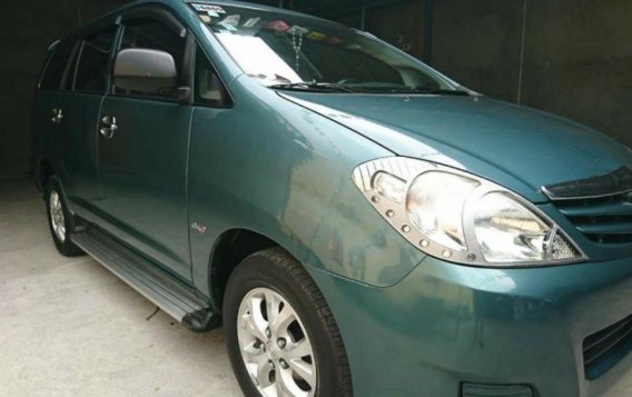 2nd Hand Toyota Innova 2009 at 80000 km for sale-2