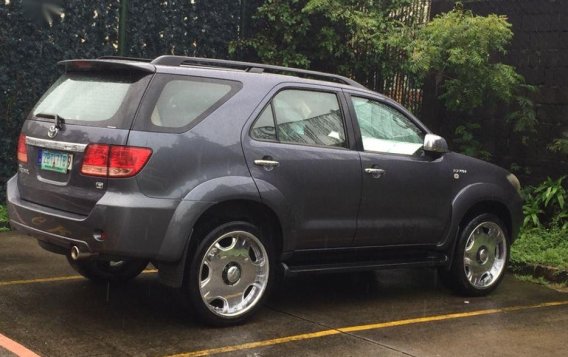 Selling Toyota Fortuner 2006 Automatic Gasoline in Pasig