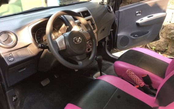 Selling 2nd Hand Toyota Wigo 2015 in Quezon City-7